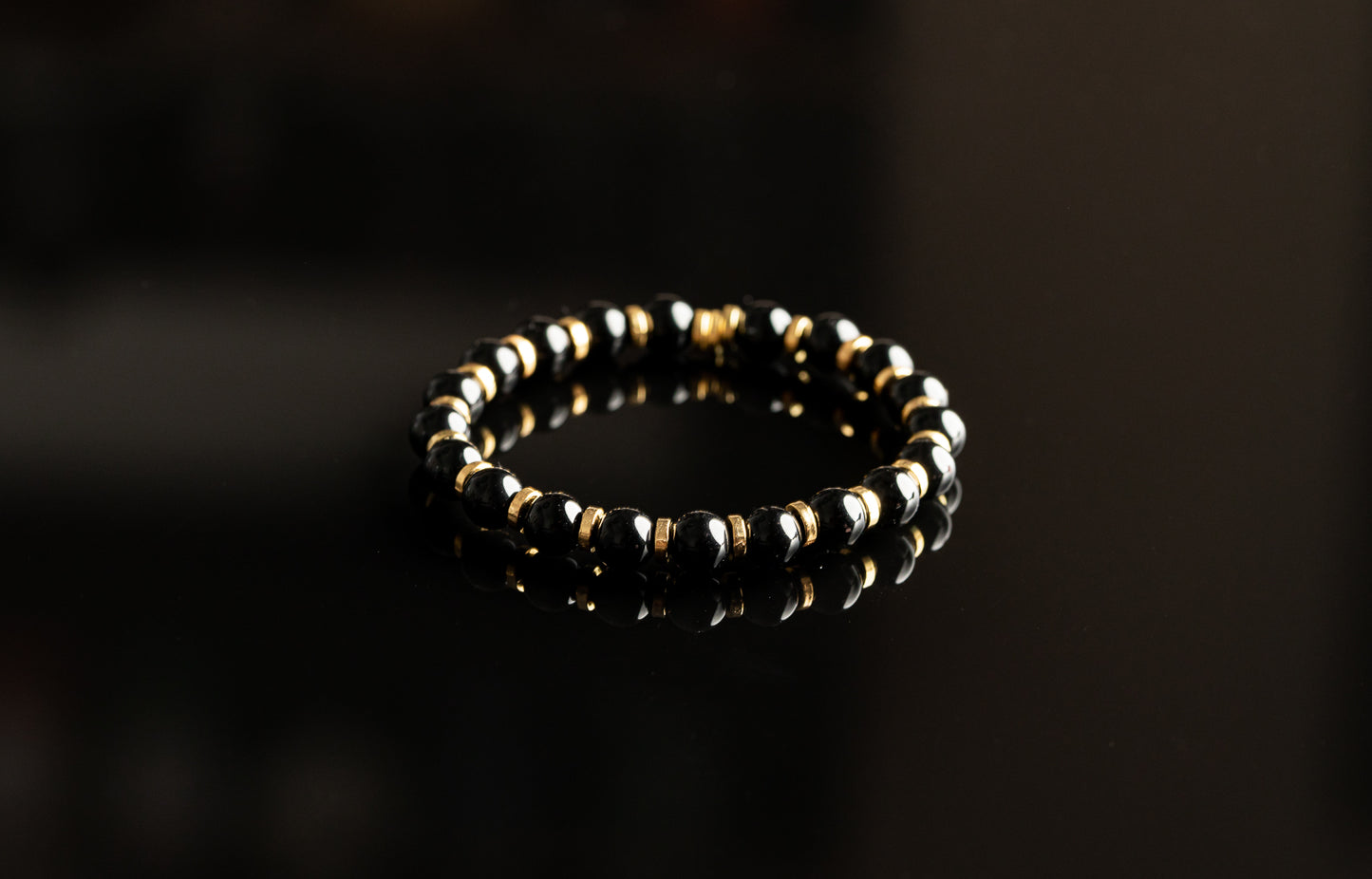 Unique Bracelet - Onyx / Gold bracelet