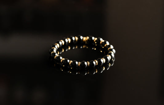 Unique Bracelet - Onyx / Gold bracelet