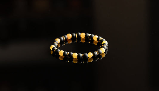 LIMITED HALLOWEEN COLLECTION - Onyx / Yellow Cracked Agate / Brass bracelet