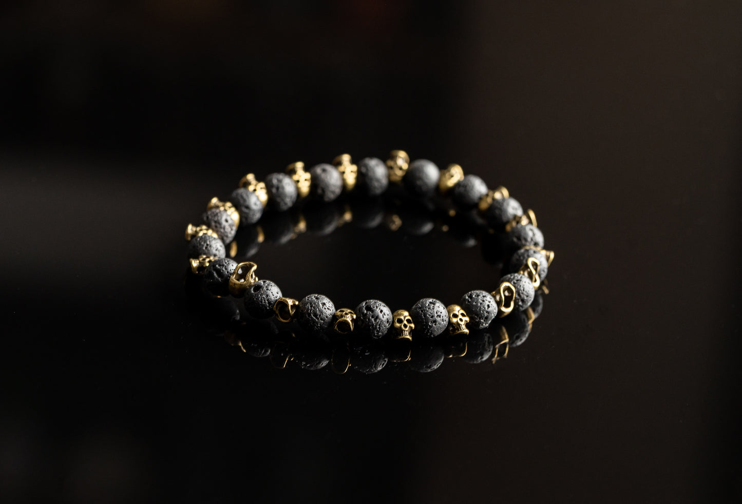 SKULL COLLECTION - Lava / Brass skull bracelet