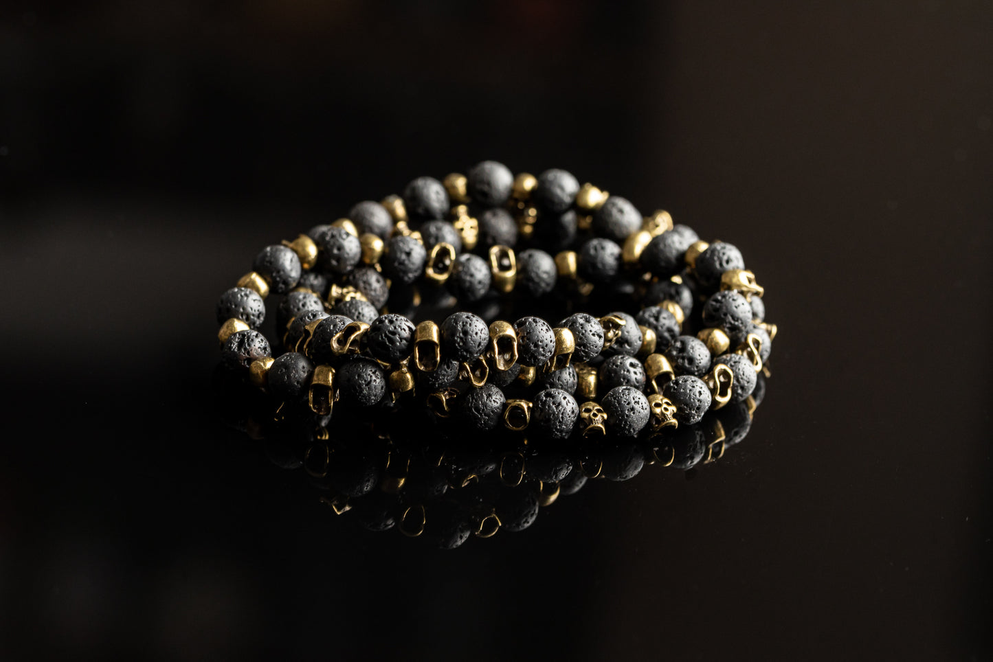 SKULL COLLECTION - Lava / Brass skull bracelet