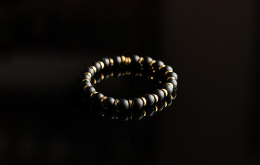 Unique Bracelet - Onyx / Gold bracelet