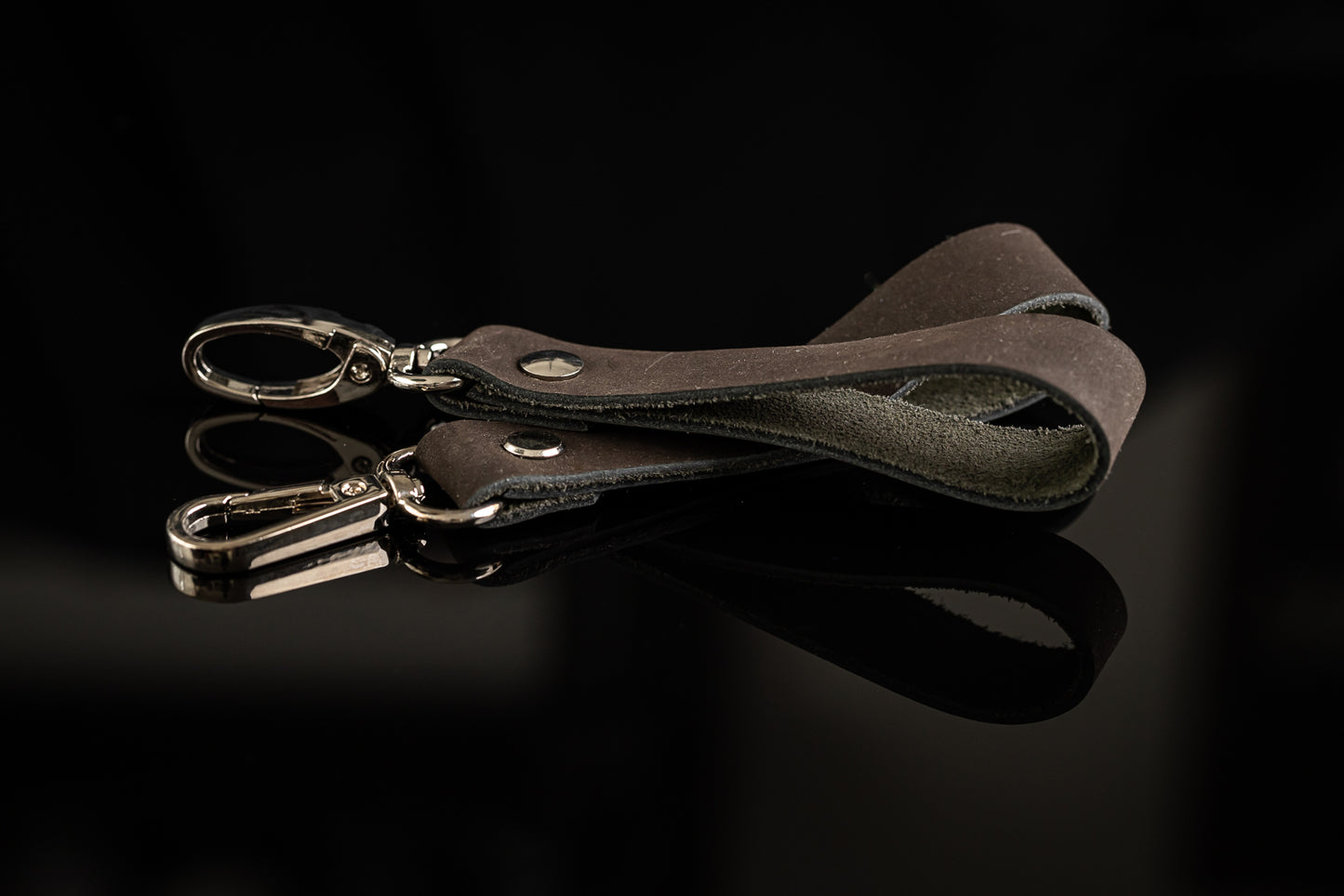 LEATHER STRAP KEY HOLDER