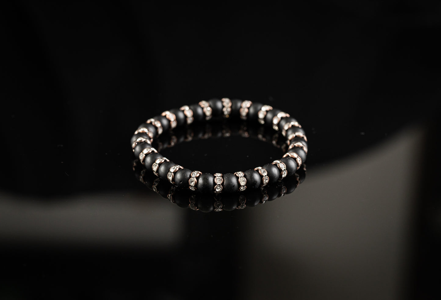SERPENS COLLECTION - Onyx / Copper bracelet