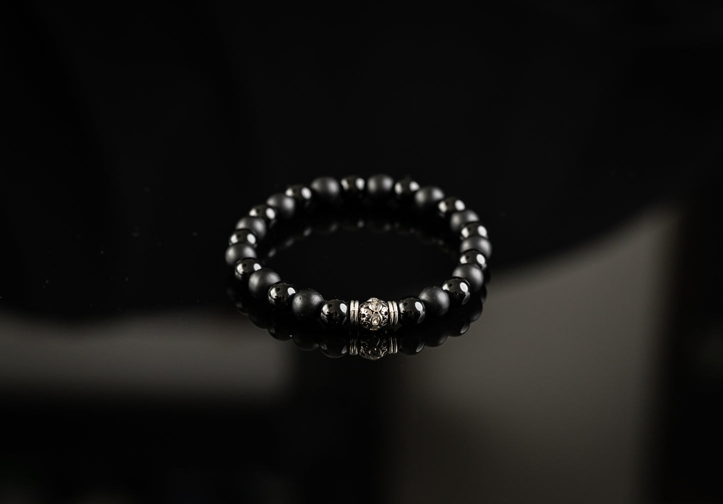 CASSIOPEIA COLLECTION - Onyx / Silver ornament bracelet