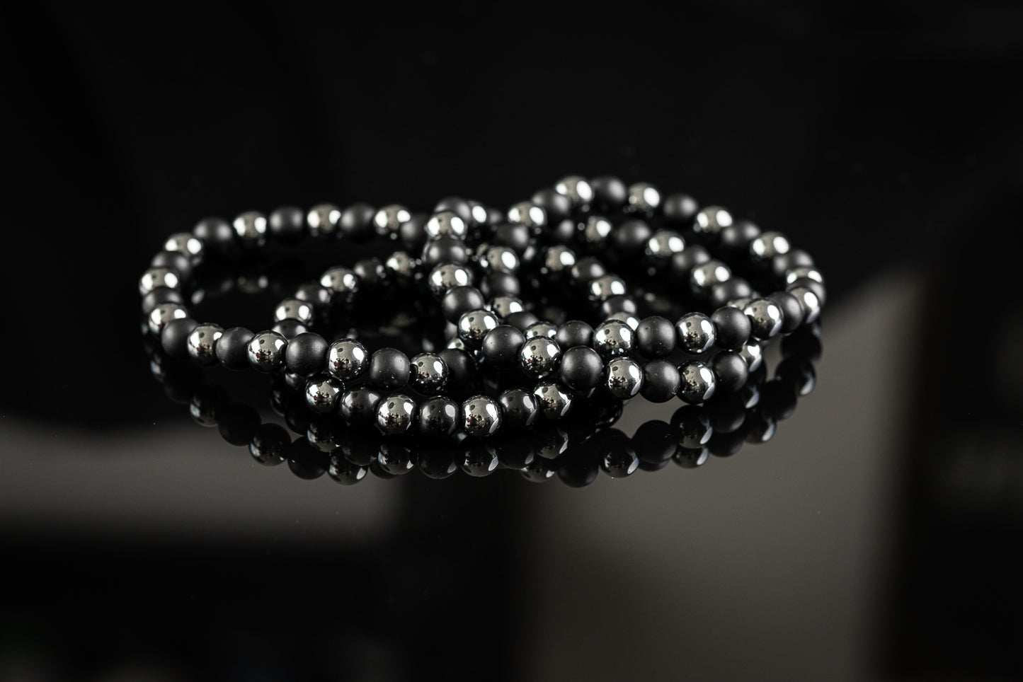 CHAOS COLLECTION - Onyx / Hematite bracelet