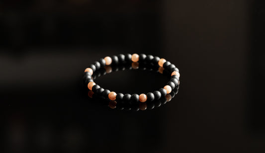 HELIOS COLLECTION - Sunstone / Onyx bracelet