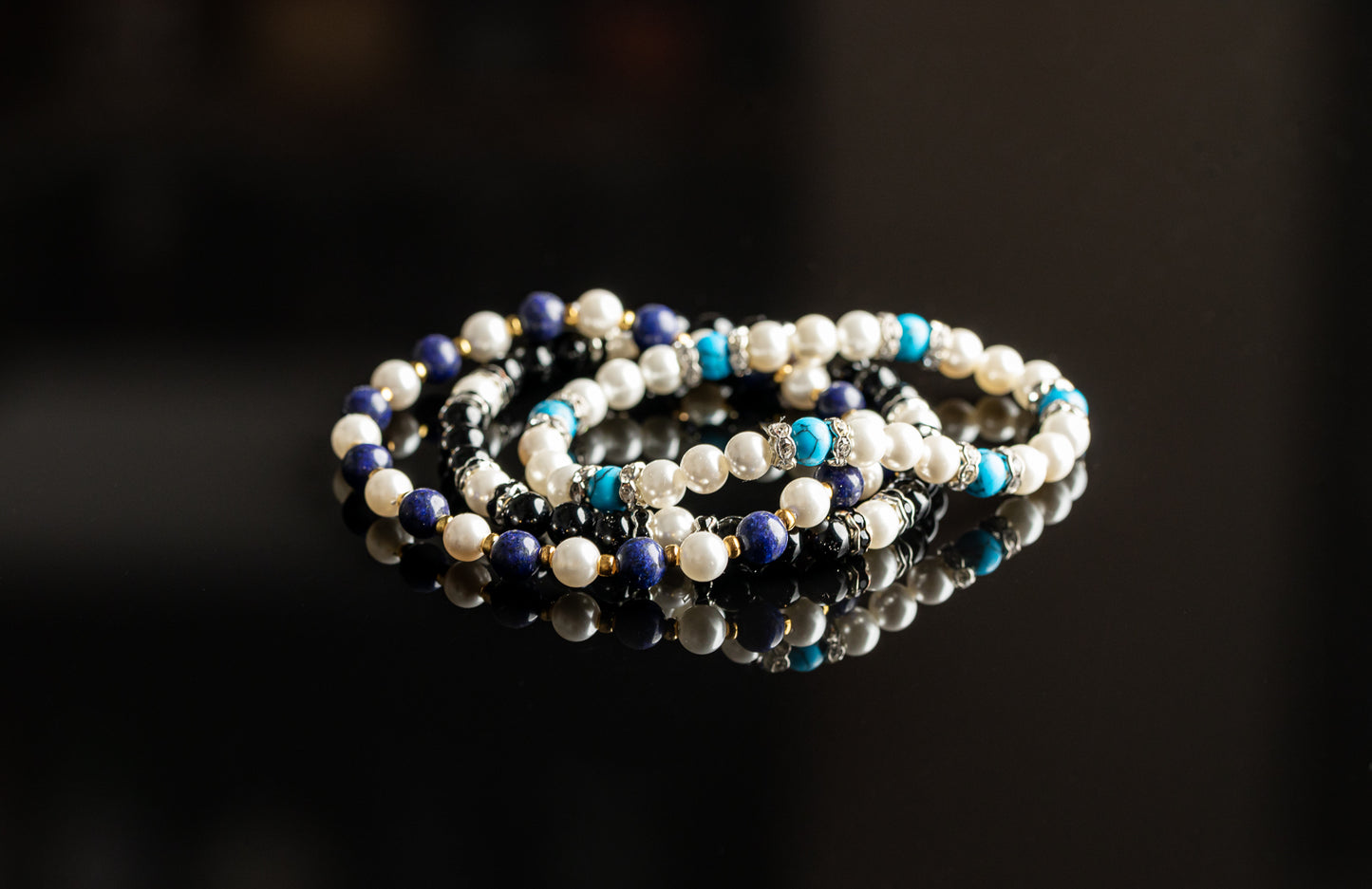 POSEIDON COLLECTION - Shell Pearl / Onyx / Silver bracelet